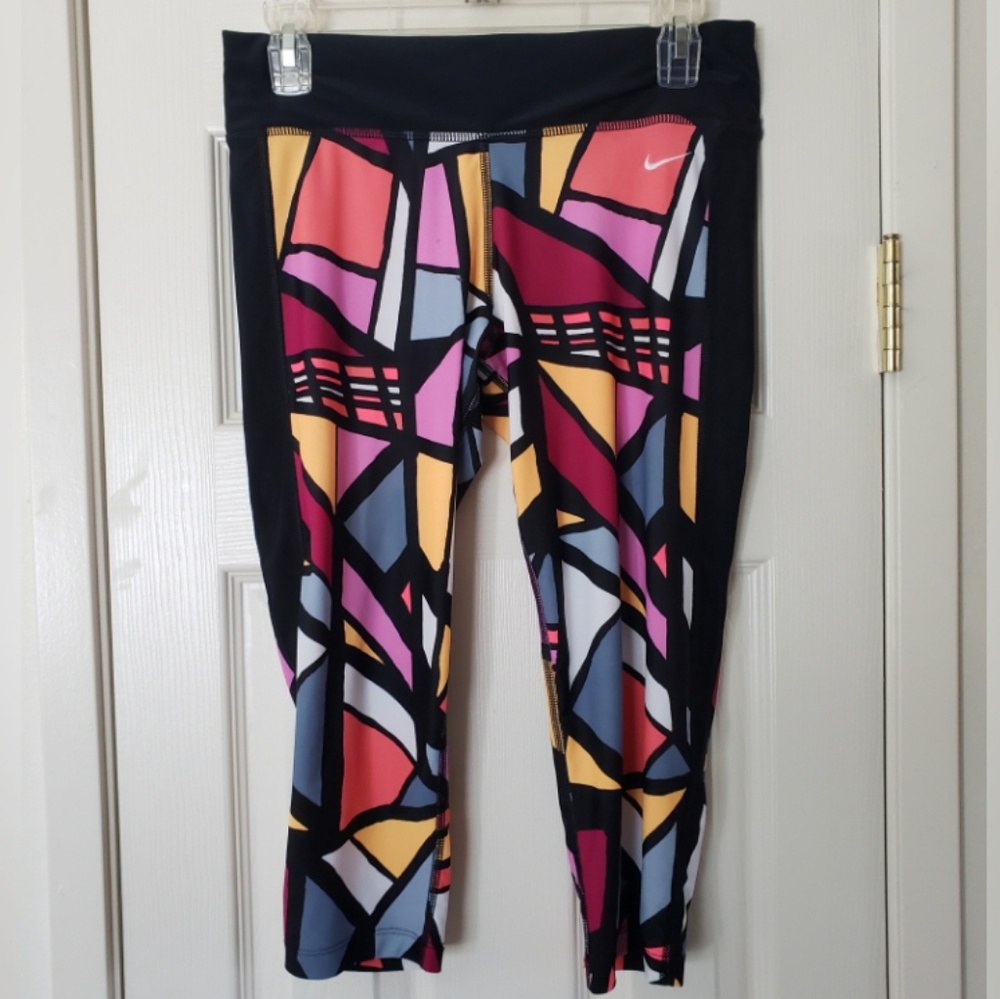 Capri workout leggings